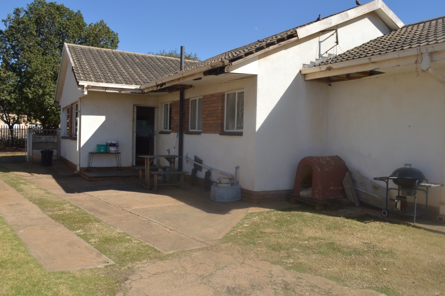 3 Bedroom Property for Sale in Sonland Park Gauteng