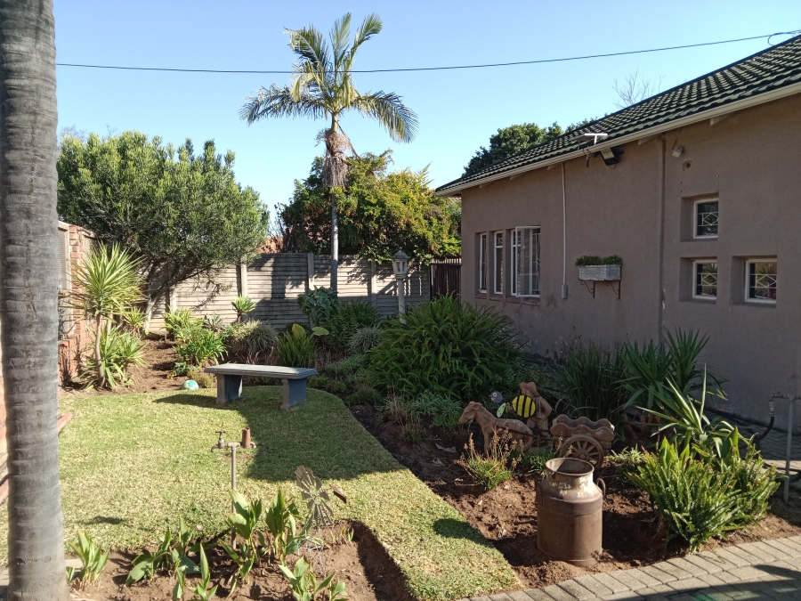 3 Bedroom Property for Sale in Pretoria Gardens Gauteng