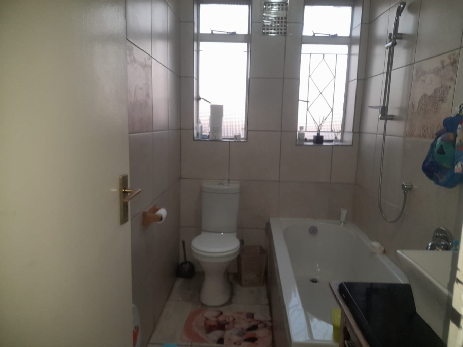 3 Bedroom Property for Sale in Bellevue Gauteng