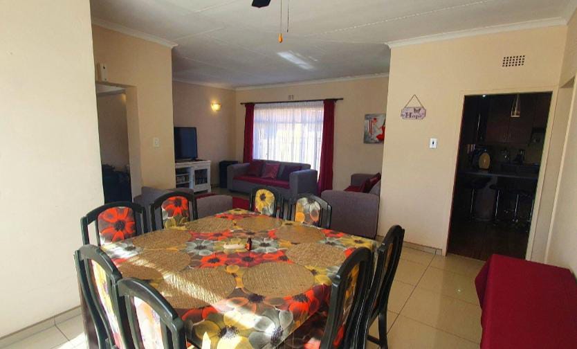 3 Bedroom Property for Sale in Sonland Park Gauteng