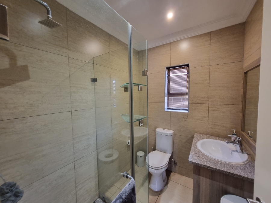 To Let 3 Bedroom Property for Rent in Equestria Gauteng