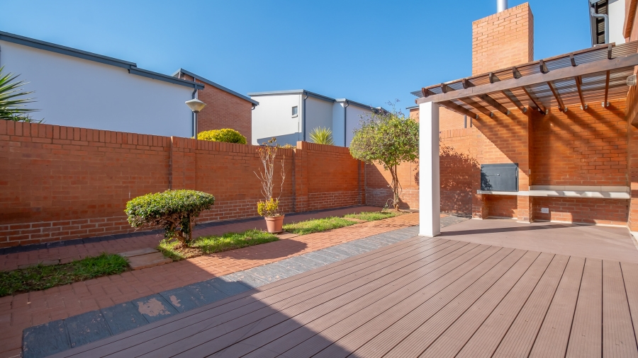 3 Bedroom Property for Sale in Fourways Gauteng