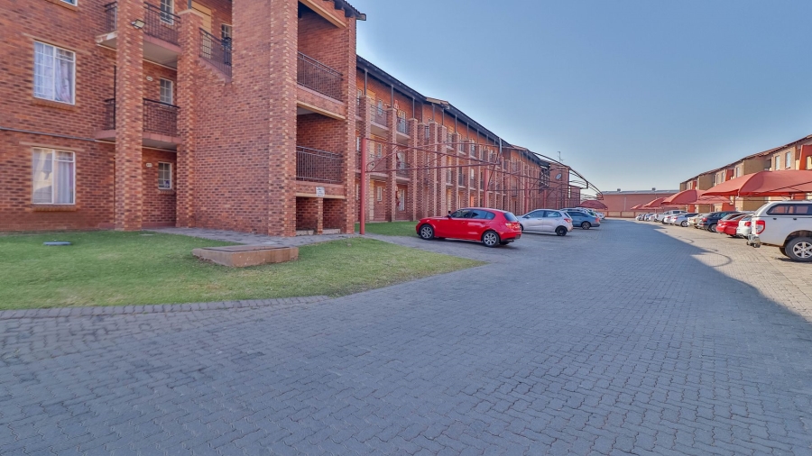 2 Bedroom Property for Sale in Comet Gauteng