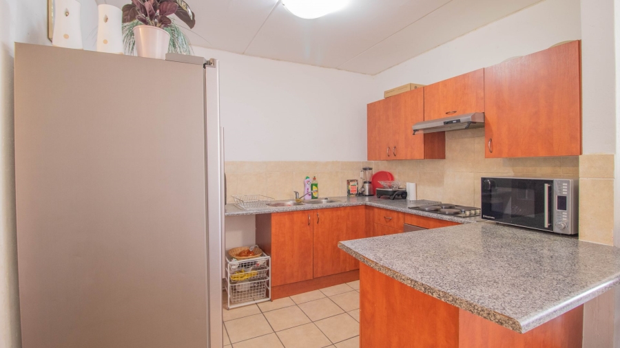 2 Bedroom Property for Sale in Comet Gauteng