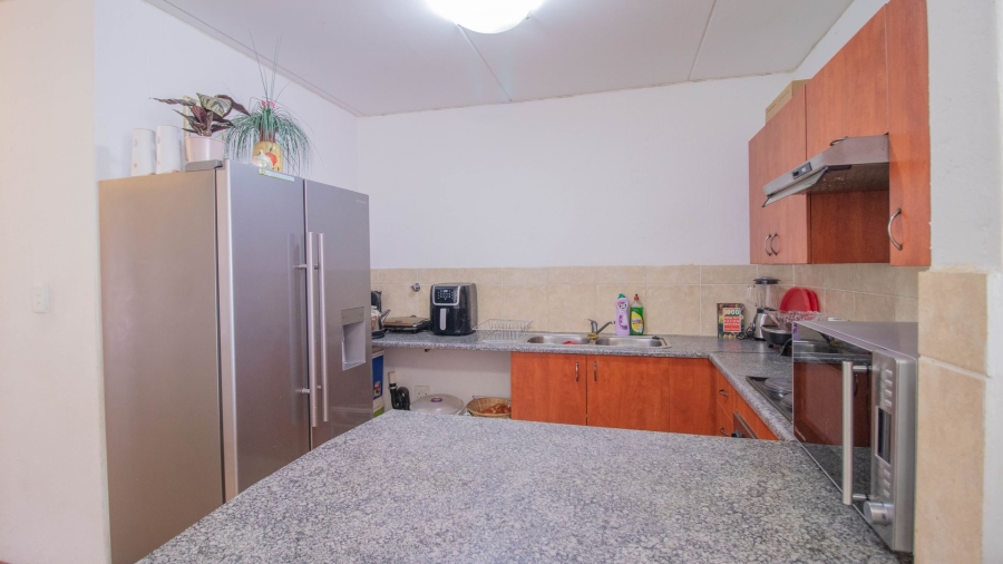 2 Bedroom Property for Sale in Comet Gauteng