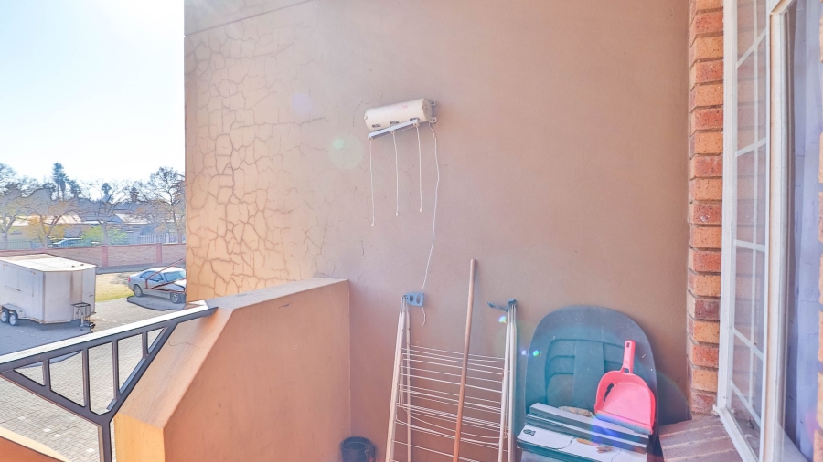 2 Bedroom Property for Sale in Comet Gauteng