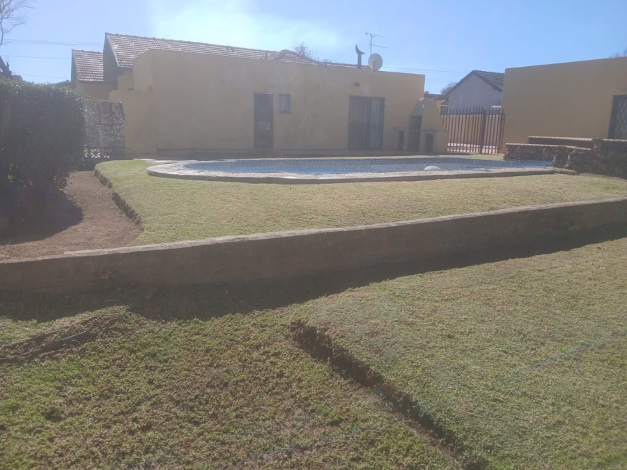 4 Bedroom Property for Sale in Greenhills Gauteng