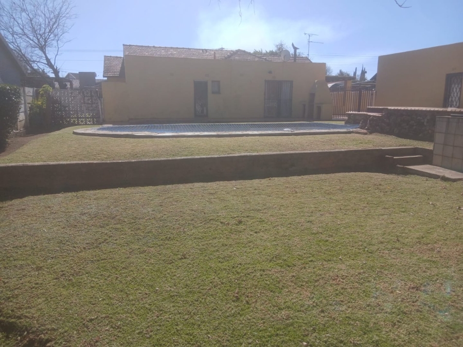 4 Bedroom Property for Sale in Greenhills Gauteng