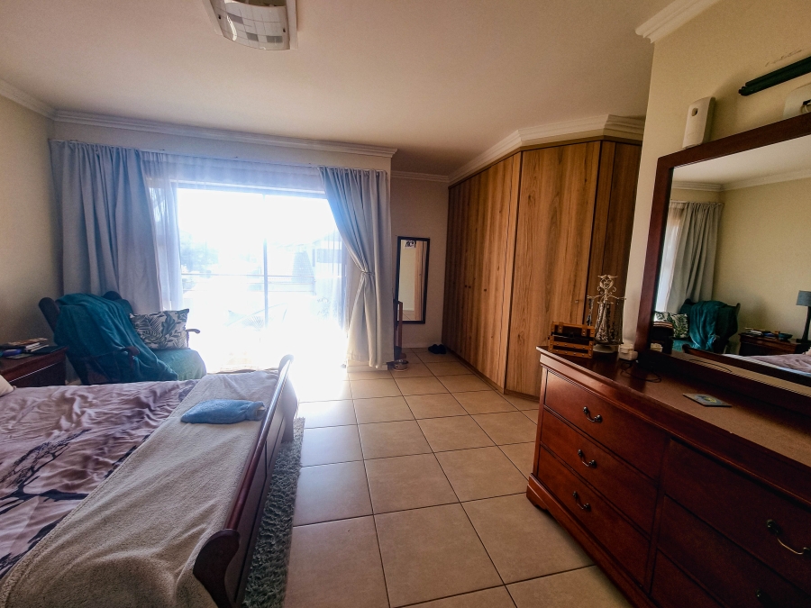 4 Bedroom Property for Sale in Amorosa Gauteng