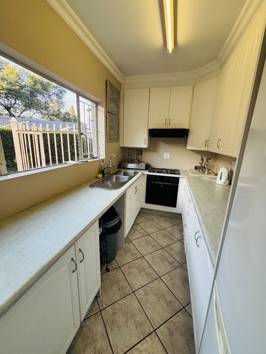 To Let 3 Bedroom Property for Rent in Garsfontein Gauteng