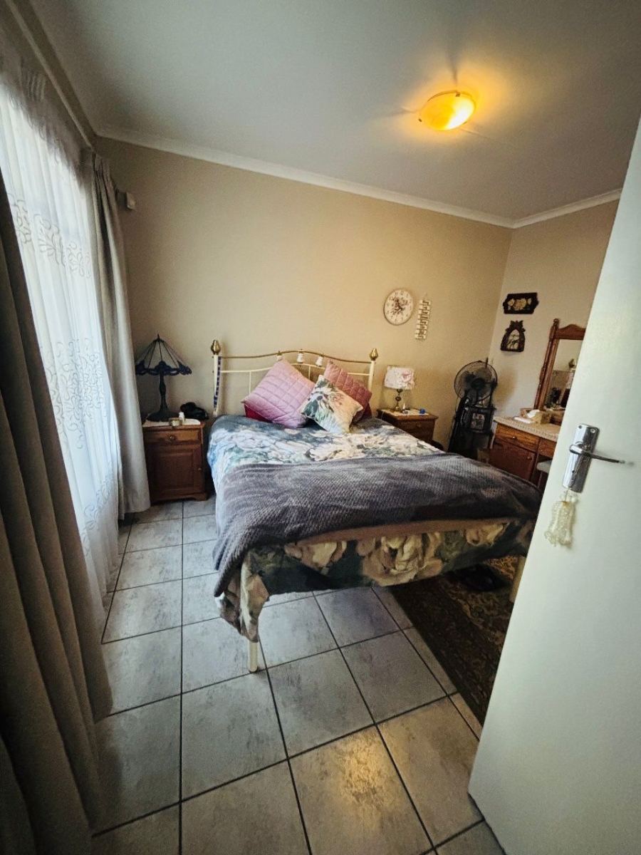 To Let 3 Bedroom Property for Rent in Garsfontein Gauteng