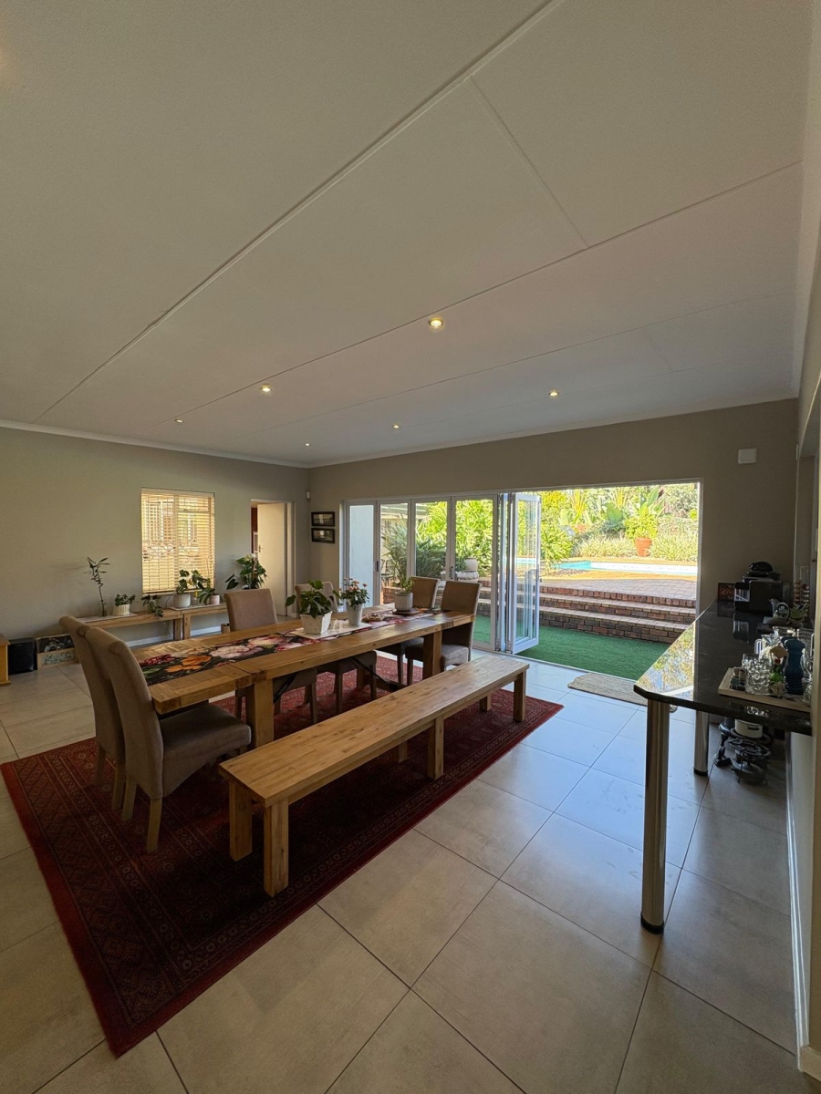 To Let 5 Bedroom Property for Rent in Garsfontein Gauteng