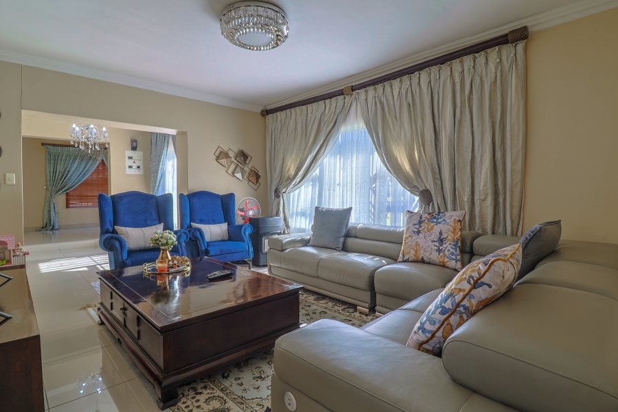 3 Bedroom Property for Sale in Mulbarton Gauteng