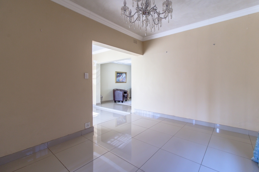 3 Bedroom Property for Sale in Mulbarton Gauteng