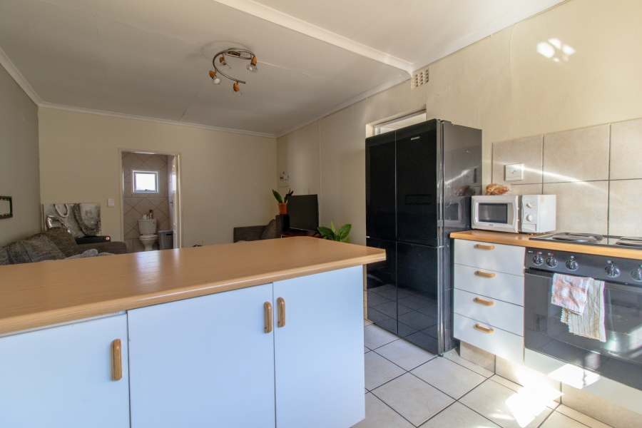 3 Bedroom Property for Sale in Mulbarton Gauteng