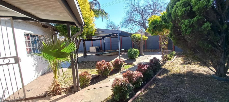 2 Bedroom Property for Sale in Danville Gauteng