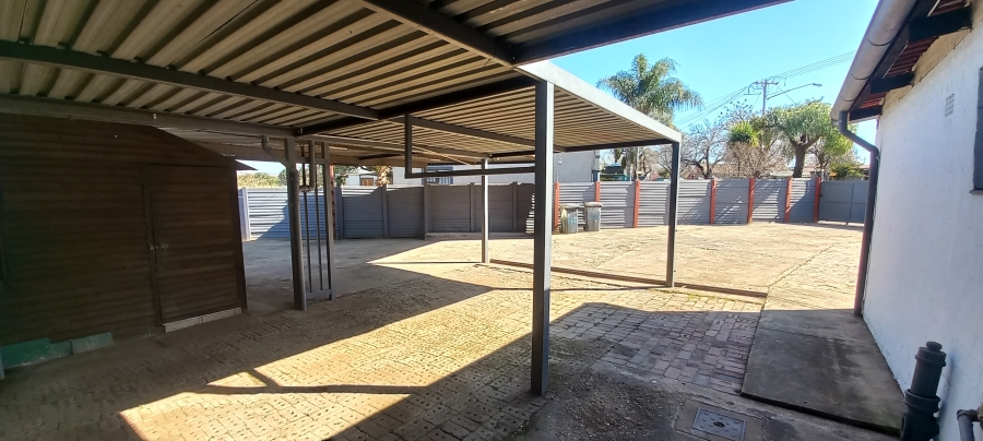 2 Bedroom Property for Sale in Danville Gauteng