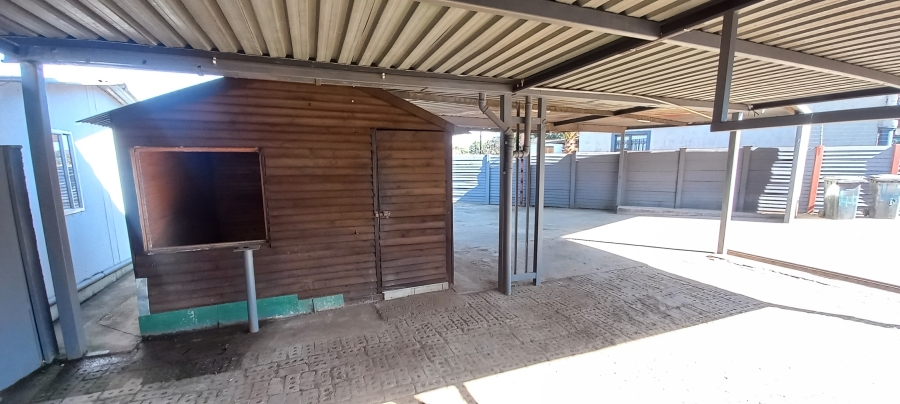 2 Bedroom Property for Sale in Danville Gauteng