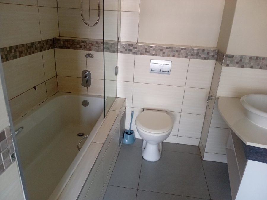 1 Bedroom Property for Sale in Hatfield Gauteng