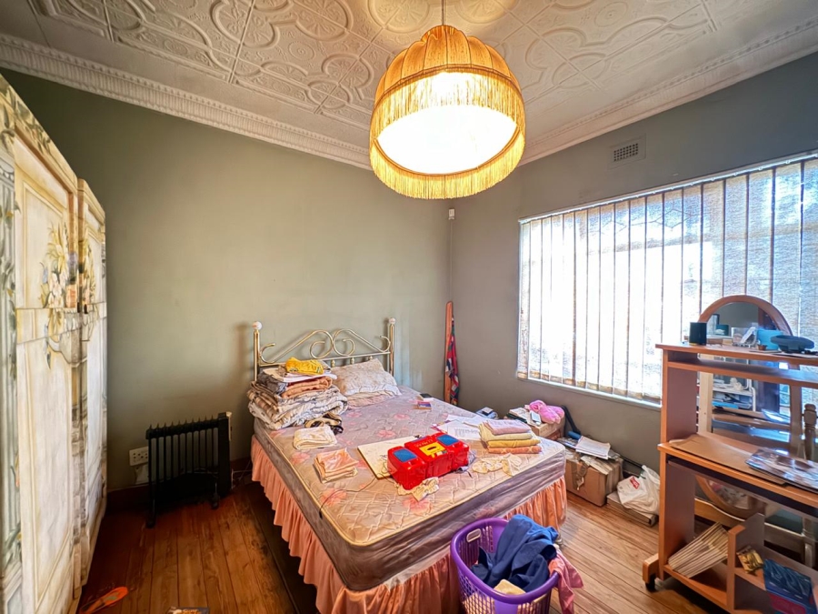 5 Bedroom Property for Sale in Townsview Gauteng