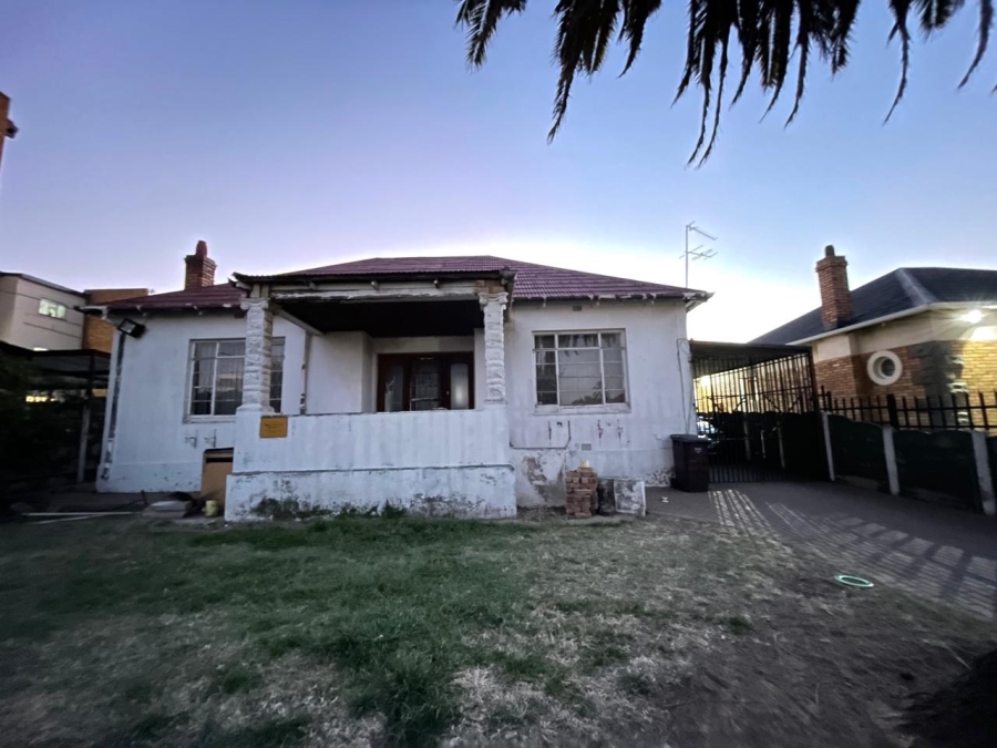 5 Bedroom Property for Sale in Townsview Gauteng