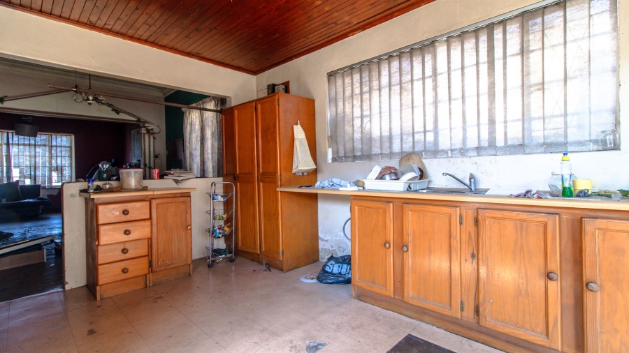 5 Bedroom Property for Sale in Townsview Gauteng