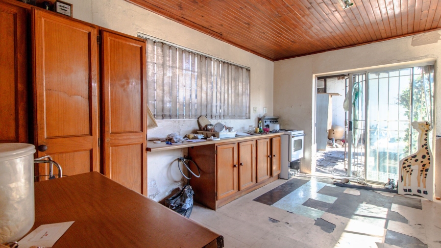 5 Bedroom Property for Sale in Townsview Gauteng