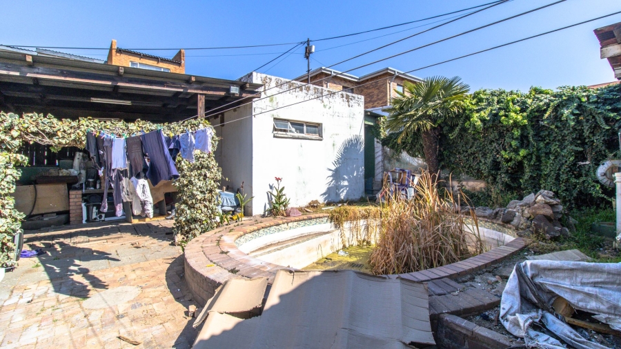 5 Bedroom Property for Sale in Townsview Gauteng