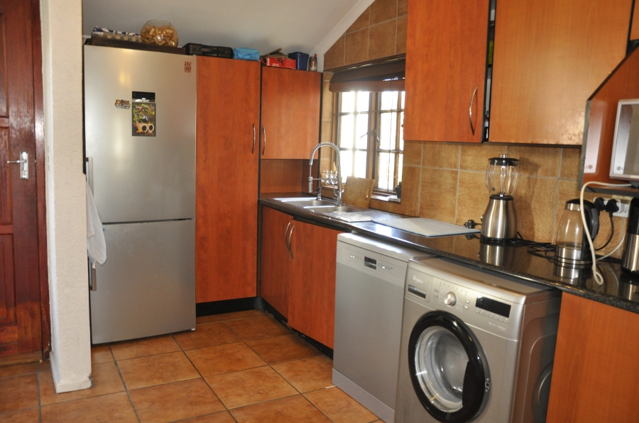2 Bedroom Property for Sale in Paulshof Gauteng