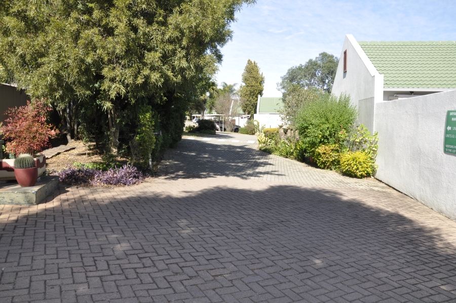 2 Bedroom Property for Sale in Paulshof Gauteng