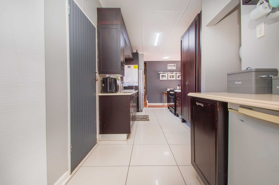 4 Bedroom Property for Sale in Florida Gauteng