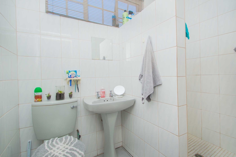 4 Bedroom Property for Sale in Florida Gauteng