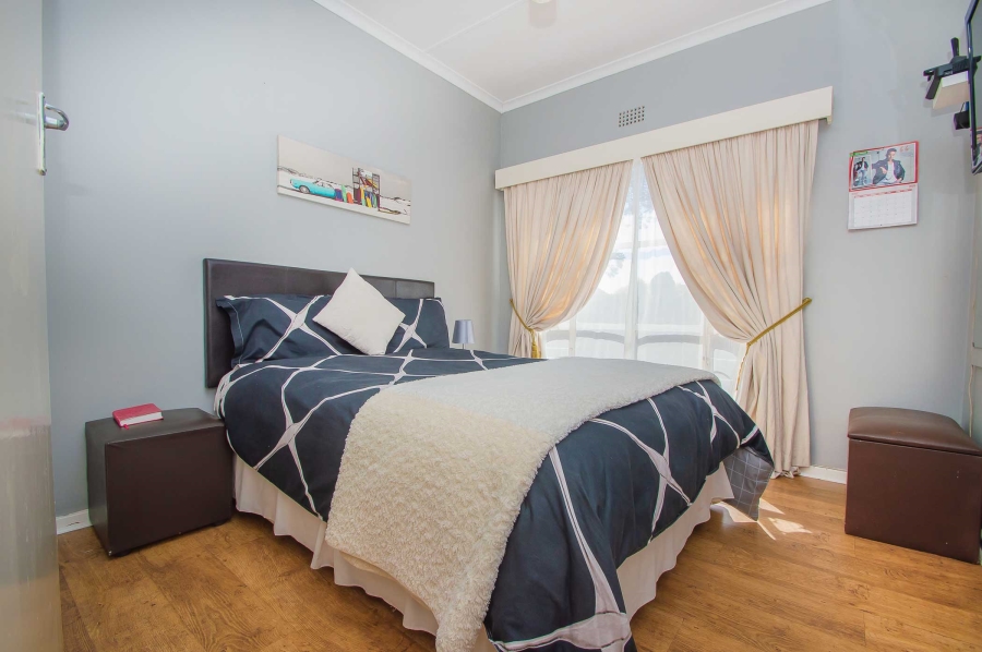 4 Bedroom Property for Sale in Florida Gauteng