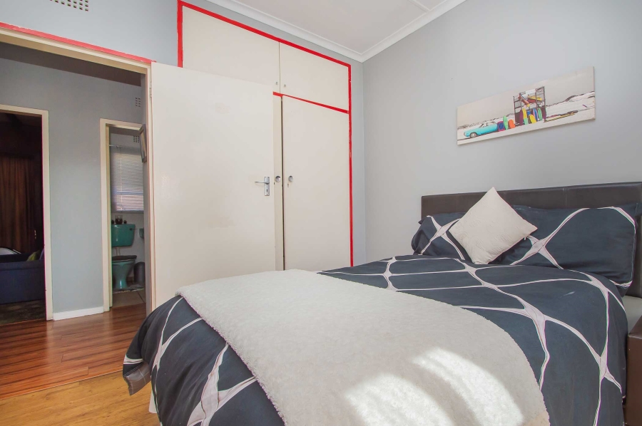 4 Bedroom Property for Sale in Florida Gauteng