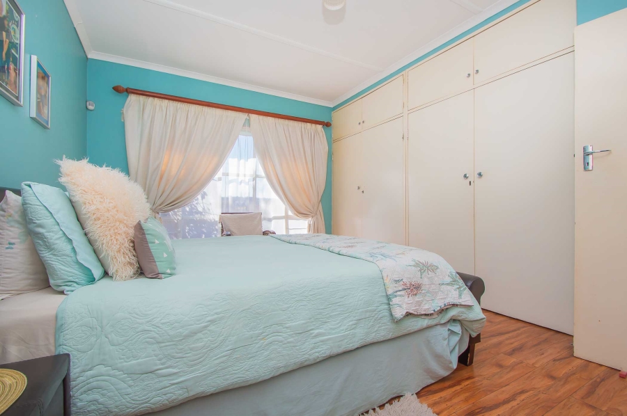 4 Bedroom Property for Sale in Florida Gauteng