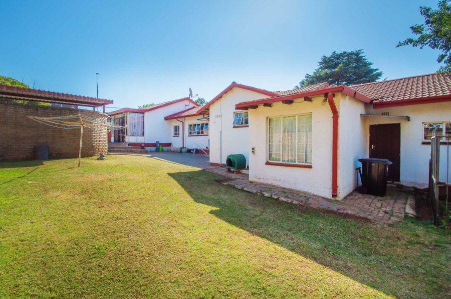 4 Bedroom Property for Sale in Florida Gauteng