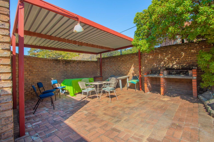 4 Bedroom Property for Sale in Florida Gauteng