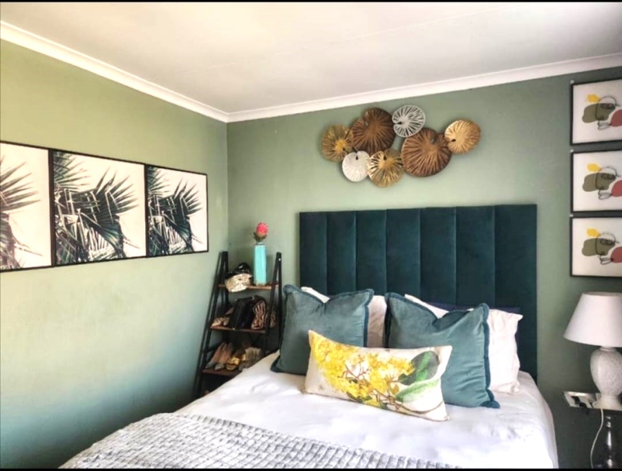 2 Bedroom Property for Sale in Terenure Gauteng