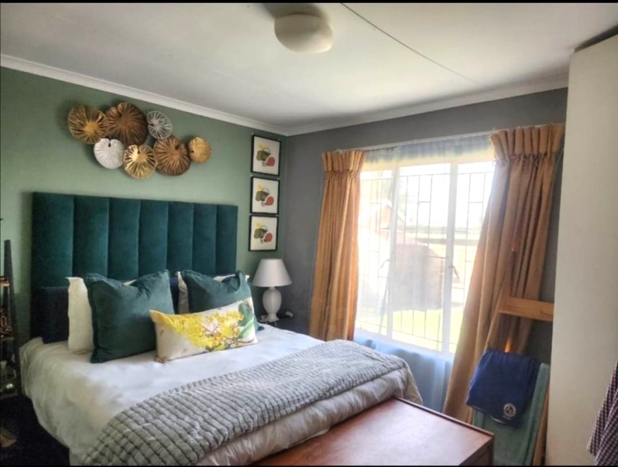 2 Bedroom Property for Sale in Terenure Gauteng