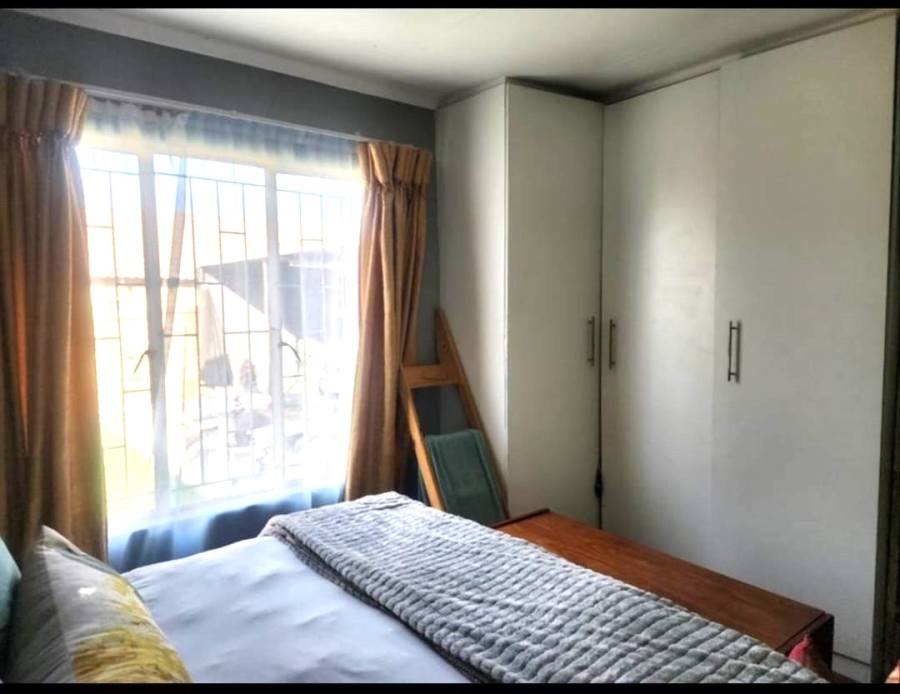 2 Bedroom Property for Sale in Terenure Gauteng