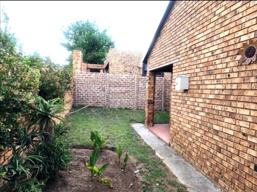 2 Bedroom Property for Sale in Terenure Gauteng