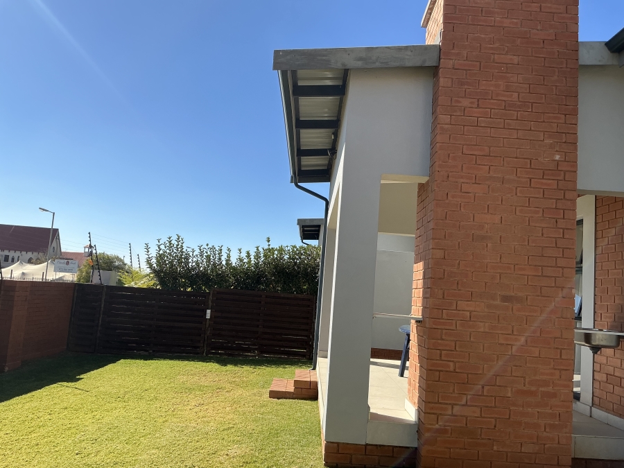 3 Bedroom Property for Sale in Louwlardia Gauteng