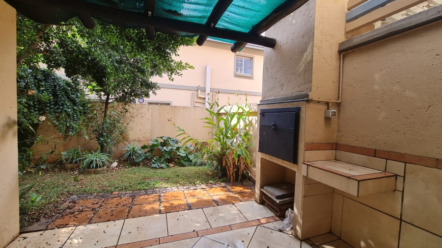 2 Bedroom Property for Sale in Willow Park Manor Gauteng