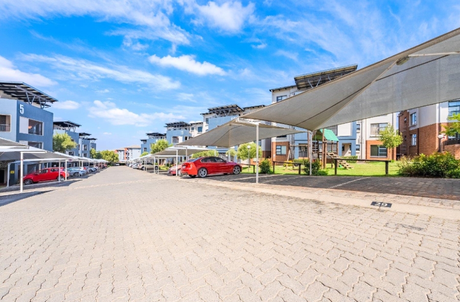 To Let 2 Bedroom Property for Rent in Oakdene Gauteng