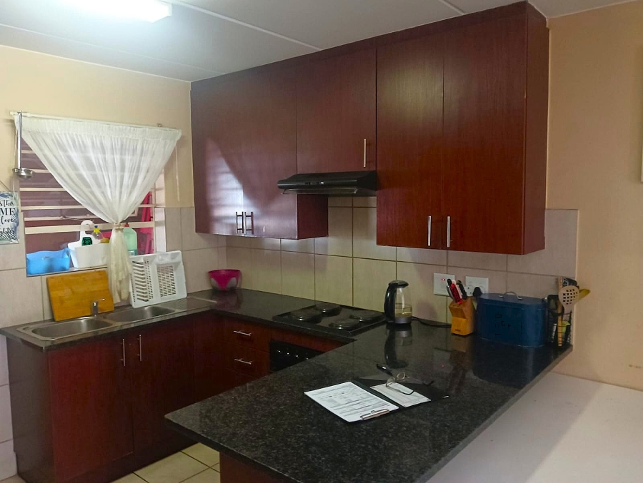 3 Bedroom Property for Sale in Terenure Gauteng