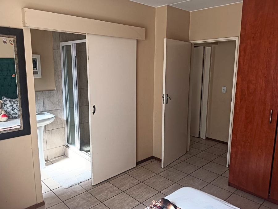 3 Bedroom Property for Sale in Terenure Gauteng