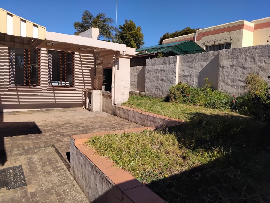 2 Bedroom Property for Sale in Rant En Dal Gauteng