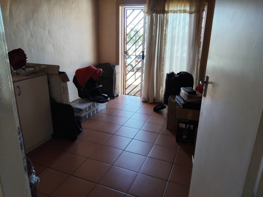 2 Bedroom Property for Sale in Rant En Dal Gauteng