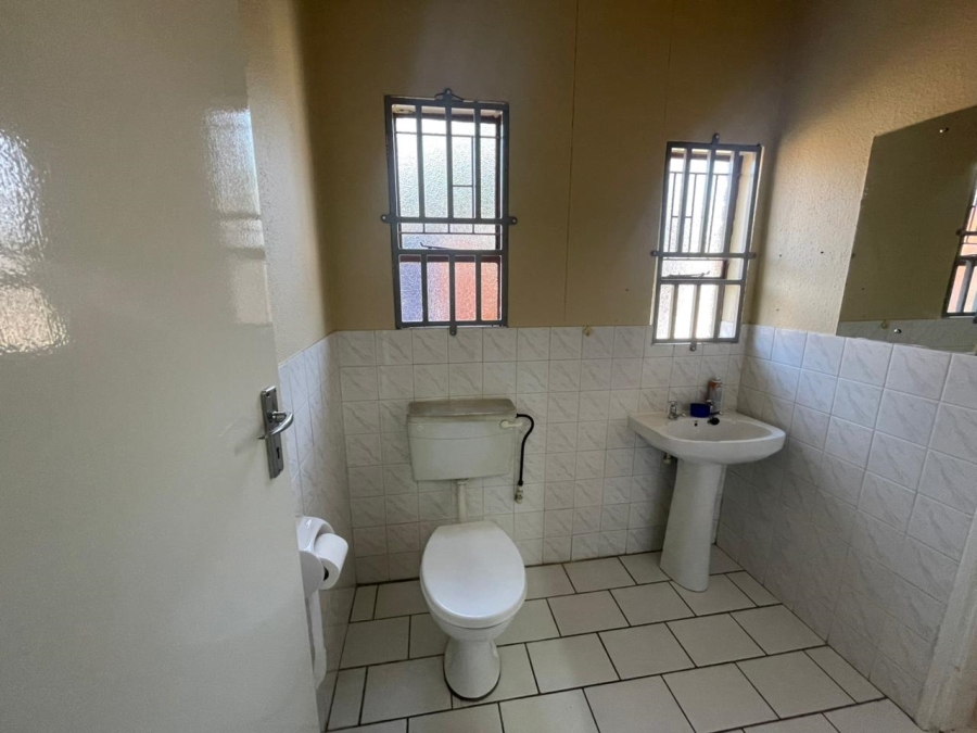 Commercial Property for Sale in Nimrod Park Gauteng