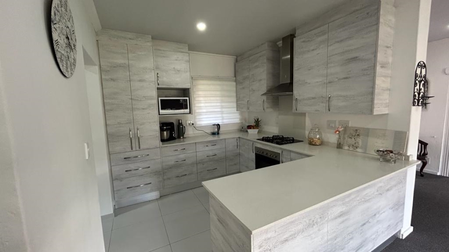 2 Bedroom Property for Sale in Bartlett Gauteng